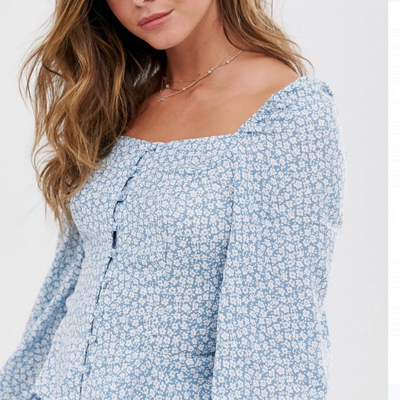 New Look Blue and White Floral Sweetheart Long Sleeve Top - Picture 3 of 6